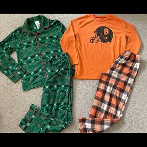 Boys SZ 8-10 Warm Christmas Pajamas Star Wars Football Pjs